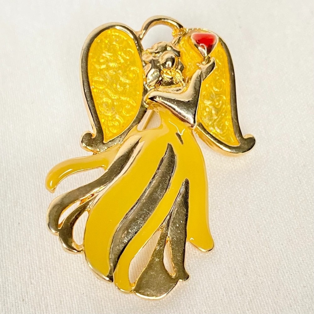 💎AAJ Brooch And Pendant Painted Gold Tone Angel Holding Red Heart